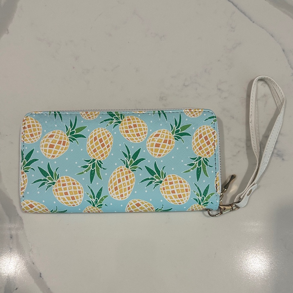 Pineapple Print Wristlet Wallet